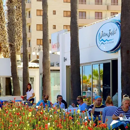 Spacious شقة لارنكا