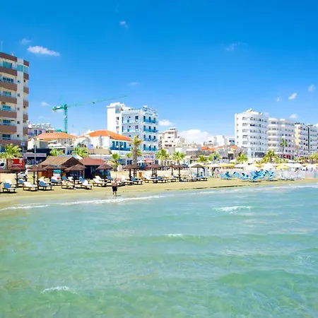 Spacious Apartment Larnaka