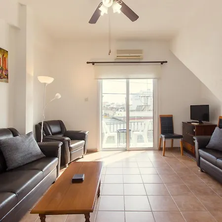 Lejlighed Spacious Larnaca